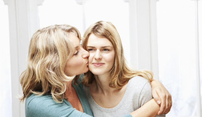 10 сложных вещей, о которых мамы не говорят детям