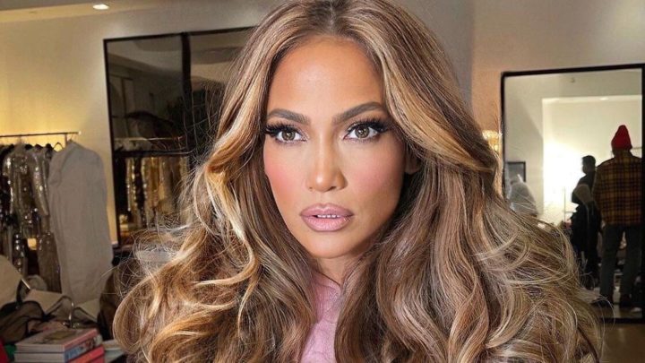 Enttäuschung des Jahres: J Lo wurde im Urlaub mit ihrer wahren, nicht idealen Figur gesichtet
