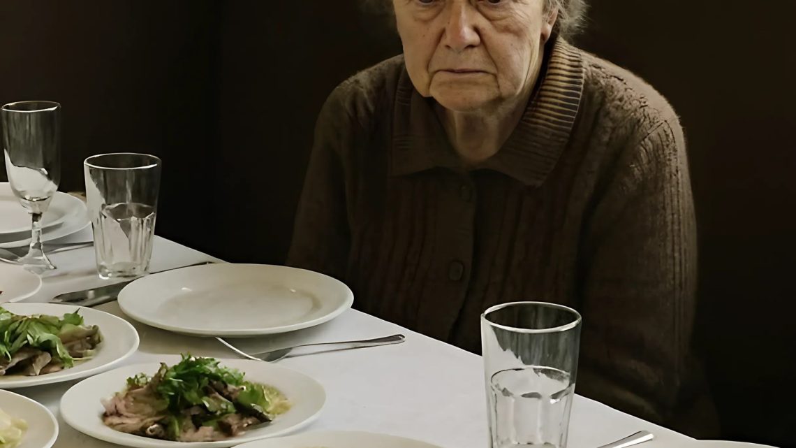 Zur Geburtstagsfeier unserer regelmäßigen Besucherin kam niemand aus ihrer Familie, aber ich habe versucht, das zu ändern. Zur Geburtstagsfeier unserer regelmäßigen Besucherin kam niemand aus ihrer Familie, aber ich habe versucht, das zu ändern.