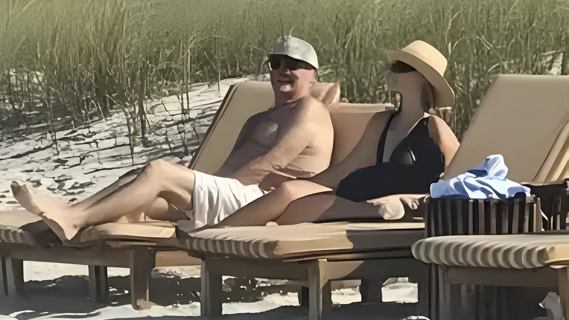 Ich habe meinen Vater mit einer Frau am Strand erwischt, als er auf Geschäftsreise war. Ich habe meinen Vater mit einer Frau am Strand erwischt, als er auf Geschäftsreise war.