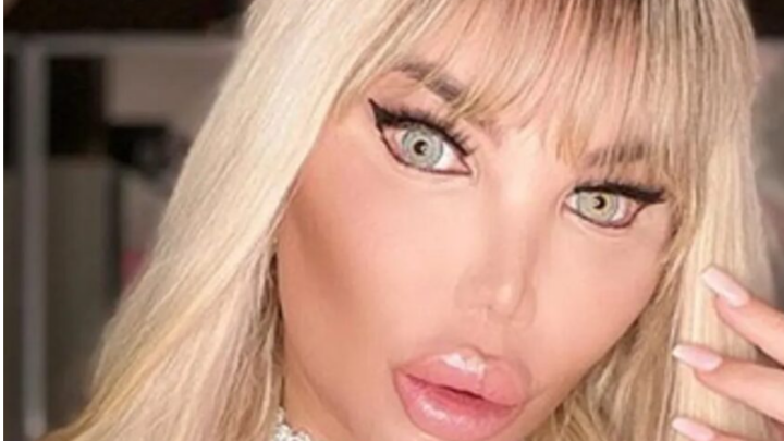 Der lebende „Ken“ Alves hat sich in Jessica verwandelt. Wieder einmal ein Imagewechsel!