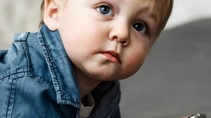 MEIN FÜNFJÄHRIGES KIND RIEF MICH VÖLLIG VERÄNGSTIGT AN UND SAGTE: „DER NEUE VATER IST AUFGEWACHT … ABER ER VERHÄLT SICH SELTSAM“ – ICH RENNTE SO SCHNELL ICH KONNTE NACH HAUSE.