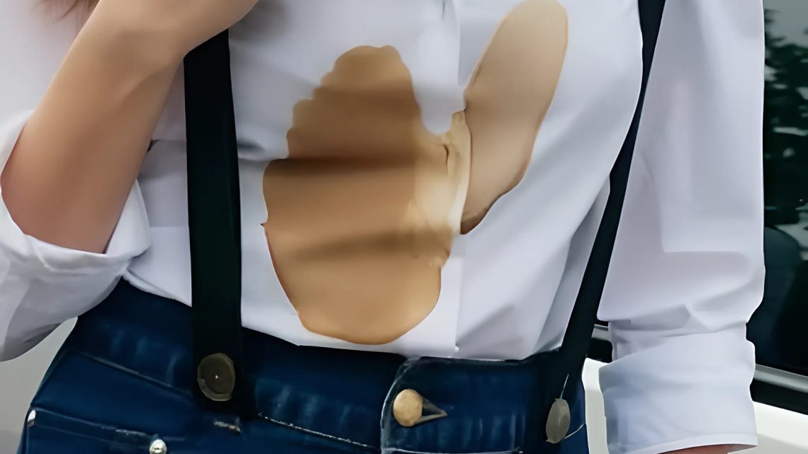 Ein hochrangiger Mann verschüttete Kaffee auf mich und demütigte mich in einem Café – er ahnte nicht, dass er dafür am nächsten Tag teuer bezahlen würde.