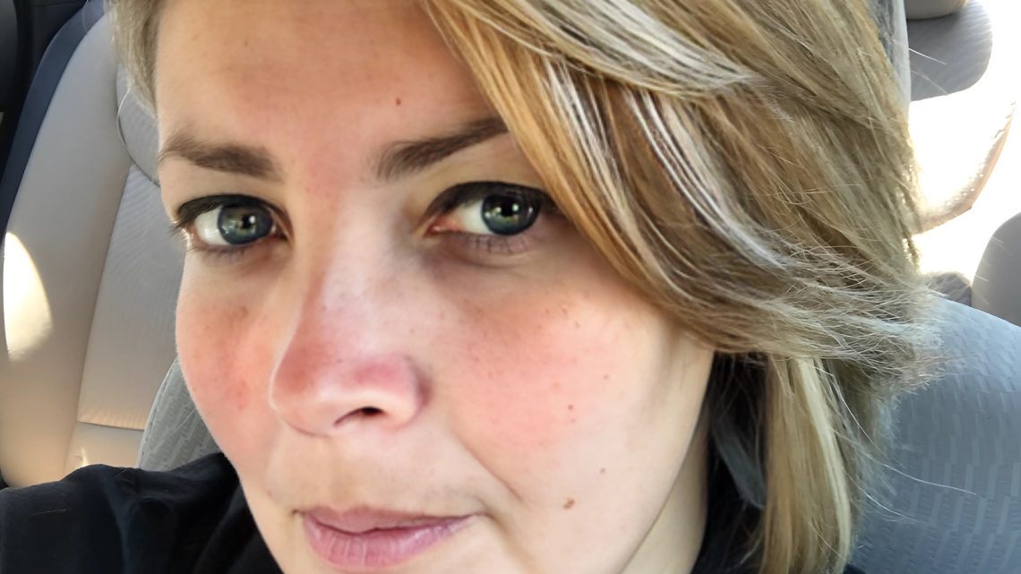 Mein neuer Nachbar schien der perfekte Typ zu sein – bis ich hörte, wie er gegen mich intrigierte.