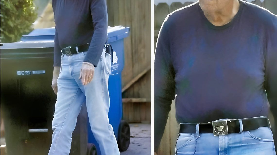 Ein Star der 70er Jahre mit einer Kappe, auf der ein politischer Slogan steht. Wer ist auf dem Foto zu sehen?