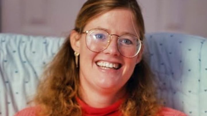 Der Ehemann setzt seine Frau und die neugeborenen Zwillinge vor die Tür – Jahre später kehrt er hilfesuchend zurück!