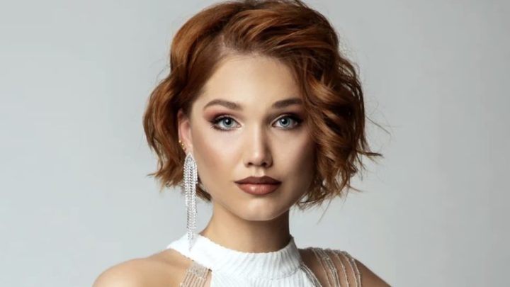 Drei Tage vor meiner Hochzeit hat mich meine Freundin wegen meiner Frisur verlassen – und meine anderen Freundinnen haben sich nicht zurückgehalten, um mich zu rächen.