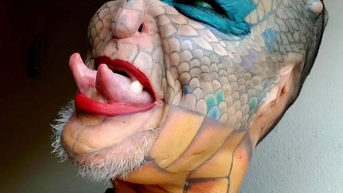 Dieser Mann gab 80.000 Dollar aus, um wie ein Drache auszusehen.