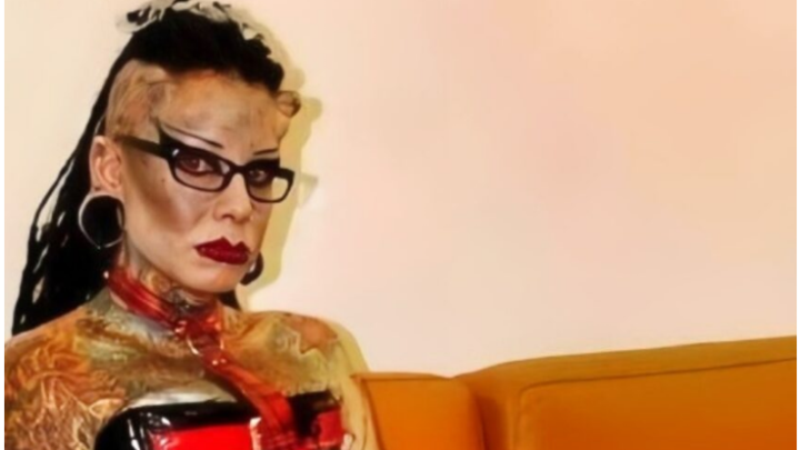 Sie war eine stille Studentin, aber dann wurde sie … Eine Frau, die es ins Guinness-Buch der Rekorde geschafft hat.