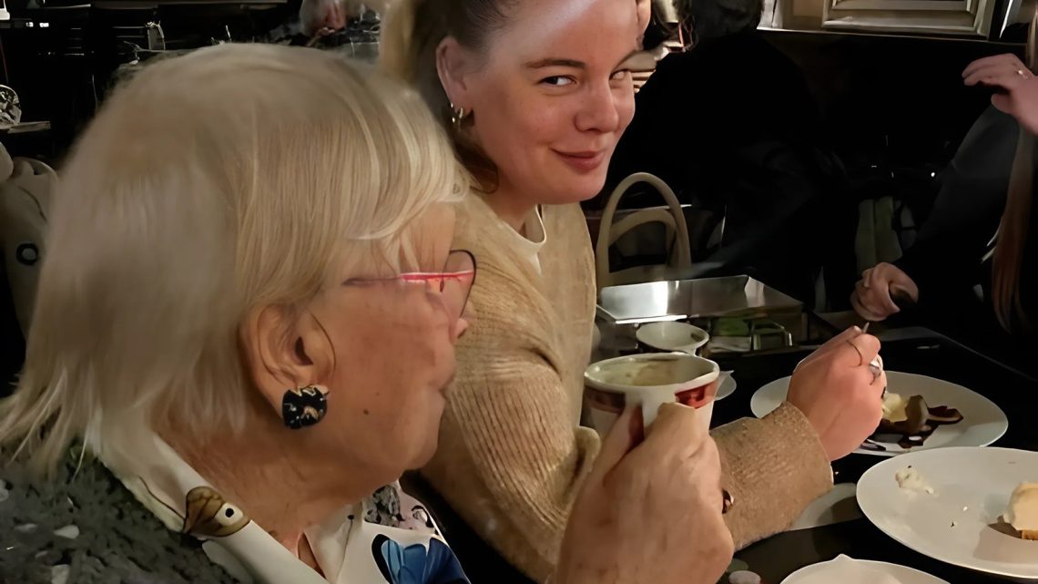 Wir haben unsere Großmutter zum Junggesellinnenabschied mitgenommen – jetzt wollen wir ohne sie nicht mehr hingehen.