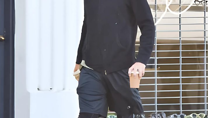 Ein älterer Herzensbrecher, den man nicht erkennen würde, aber früher waren die Frauen verrückt nach ihm. Wer ist das?