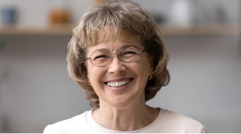 Meine Großmutter gab uns in unserer Kindheit Aktentaschen zu gleichen Teilen – mein Bruder hat seine verkauft, und jetzt wollen er und seine Freundin meine haben.