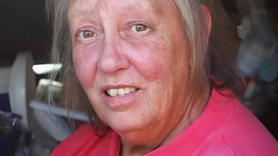 Die Schauspielerin, die in den 70er Jahren eine Stilikone war, wurde in einer psychiatrischen Klinik gefunden und ist auf den neuen Fotos kaum wiederzuerkennen.