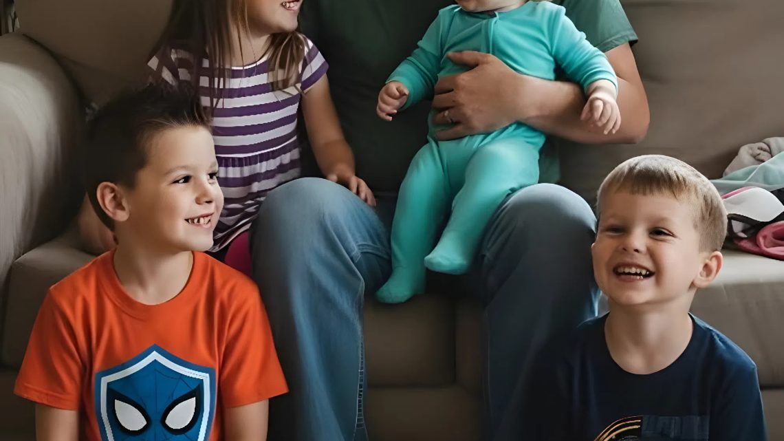 Wie ich einen Diamantring auf einem Regal im Supermarkt fand und ihn seinem Besitzer zurückgab – am nächsten Tag stand ein Mann in einem Mercedes vor meiner Haustür.