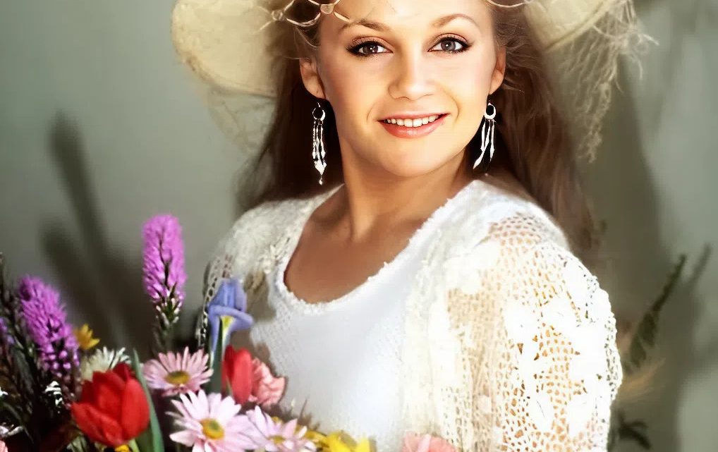 „Sie zweifelte immer an ihrer Schönheit, zierte aber 500 Magazincover“: Heute ist die Schauspielerin 66 Jahre alt und erweckt immer noch Bewunderung!