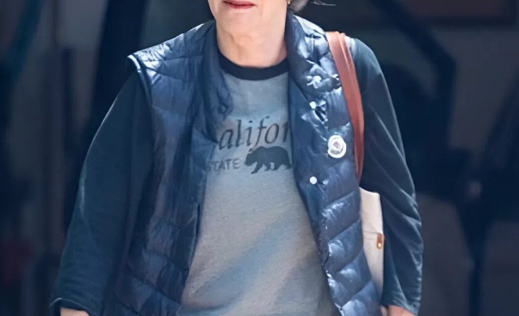 Sally Field antwortet Kritikern, die sie als „hässlich“ bezeichneten