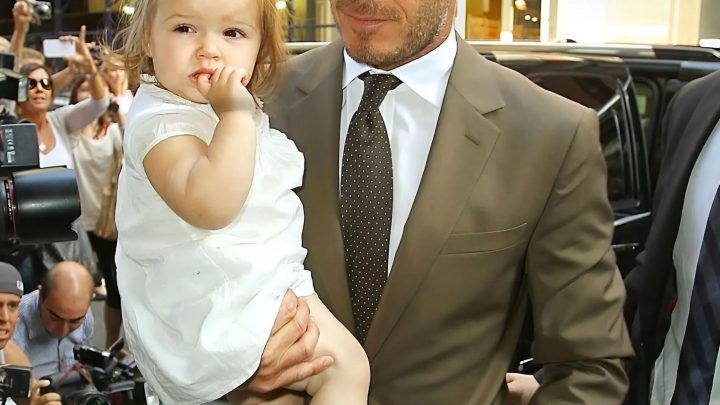 Während die Beckhams sich mit ihrem Sohn und ihrer Schwiegertochter stritten, verwandelte sich ihre jüngste 14-jährige Tochter von einem kleinen Mädchen in eine schlanke junge Frau.