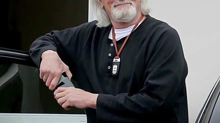 Können Sie ihn identifizieren? Ein seltenes Schnappschussfoto einer beliebten TV-Legende