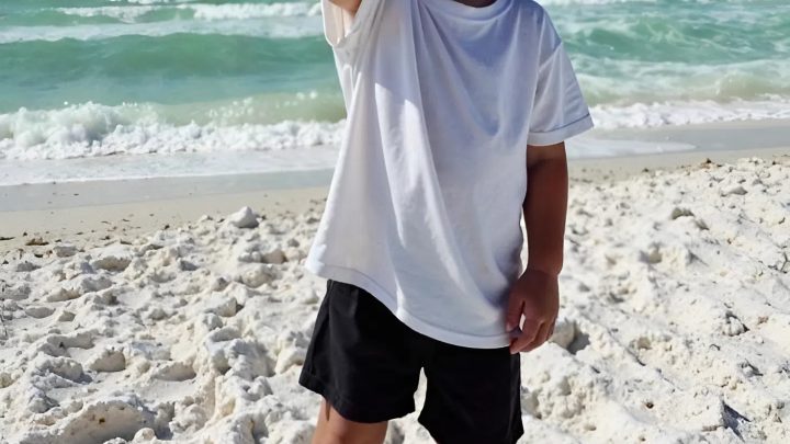 Nach der Beerdigung meiner Frau war ich am Boden zerstört. Ich nahm meinen Sohn mit in den Urlaub – und mir lief es kalt den Rücken herunter, als er sagte: „Papa, schau mal, Mama ist wieder da!“