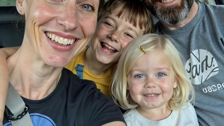 Mein Verlobter versteckte ein gefaltetes Stück Papier hinter seinem Führerschein in seiner Brieftasche – als ich sah, was es war, sank mir das Herz.