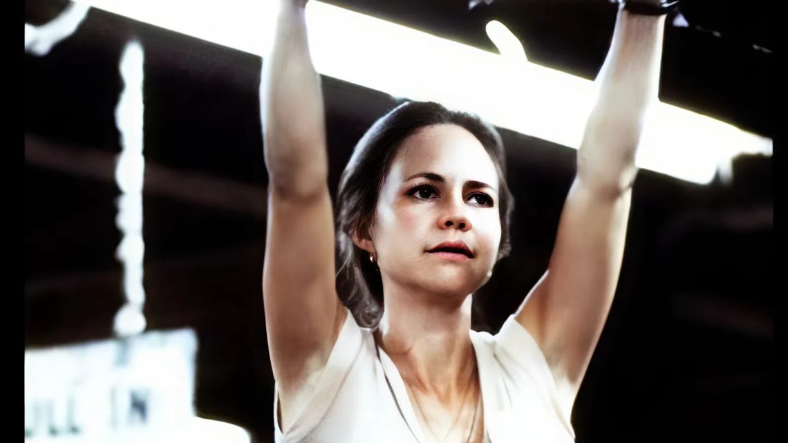 Die dunkle Wahrheit hinter Sally Fields Oscar-Gewinn in Norma Rae