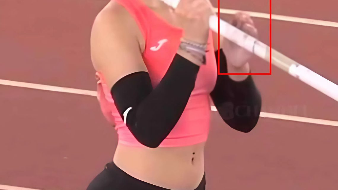 Schauen Sie genau hin – jeder im Saal war Zeuge, und ein einziger Moment genügte, um für immer in Erinnerung zu bleiben.