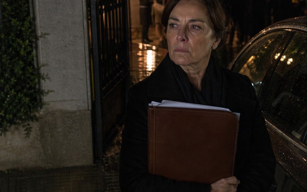 Um zwei Uhr nachts schrieb mir mein Sohn, dass seine Schwiegermutter mich nicht auf dem Geburtstag meines Enkels dabeihaben wolle. Ich antwortete nur: „Ich verstehe“, doch genau in dieser Nacht traf ich eine Entscheidung, die alles veränderte