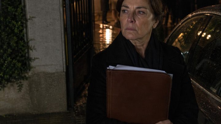 Um zwei Uhr nachts schrieb mir mein Sohn, dass seine Schwiegermutter mich nicht auf dem Geburtstag meines Enkels dabeihaben wolle. Ich antwortete nur: „Ich verstehe“, doch genau in dieser Nacht traf ich eine Entscheidung, die alles veränderte