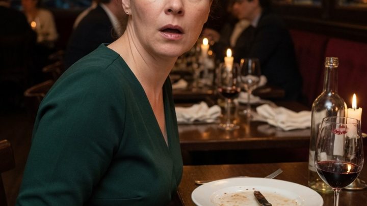 «Im Restaurant zahlt jeder für sich — ich bin keine Wohltäterin»: Wie ich einem 58-jährigen Gentleman, der zwei Steaks bestellte, Wein trank und mir dann die Rechnung unterjubelte, eine Lektion erteilte