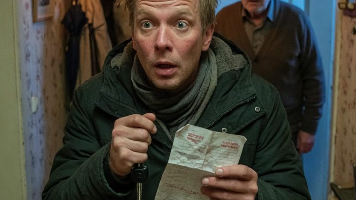 Mein Vater kam nach zwanzig Jahren zurück und sagte, er wolle nur das, was fair sei — doch an diesem Tag begriff ich, dass er nie verstanden hatte, was Gerechtigkeit bedeutet
