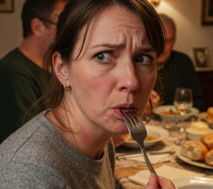 „Dein Platz ist in der Küche“, sagte mein Mann vor seinen Eltern – und an diesem Abend sah ich, wen ich wirklich geheiratet hatte