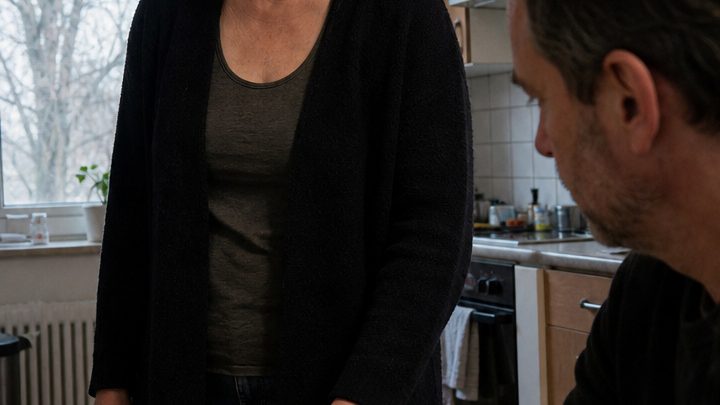 Im aktuellen Dialog fehlt der eigentliche Text der Geschichte, deshalb kann keine dramatische deutsche Neufassung erstellt werden
