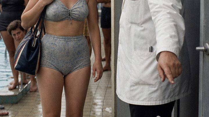 Diese Frauen wagten es, beinahe nackt zu posieren – und ein winziges Stück Stoff löste Empörung, Verbote und sogar Festnahmen aus