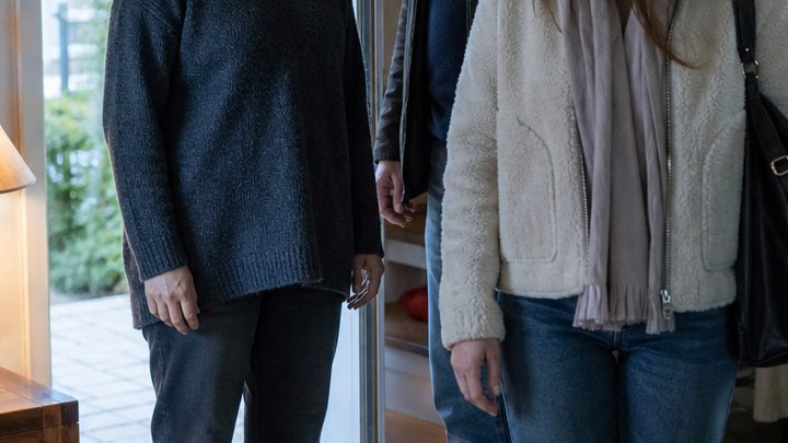 Nach der Trennung tauchte mein Ex-Mann plötzlich mit seiner neuen Freundin in meinem Wochenendhaus auf – doch beide hatten keine Ahnung, wem dieses Haus tatsächlich gehörte …