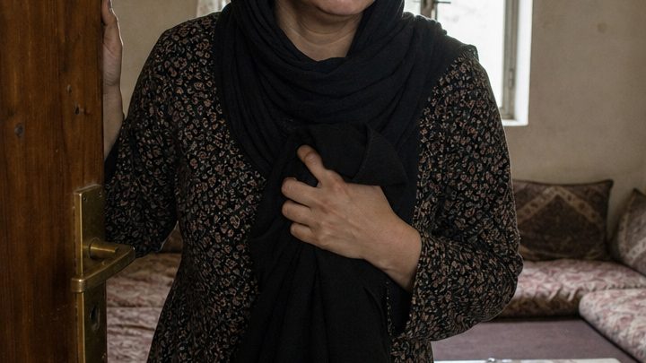 Das angebliche Verbot von BHs und Unterwäsche ist nur ein kleines Detail: Wie die Taliban afghanischen Frauen Schritt für Schritt jede Entscheidung über ihr eigenes Leben nehmen