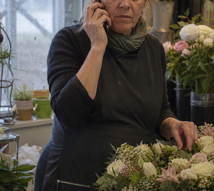 „Ich kann nicht länger mit einer Rentnerin zusammenleben“, sagte mein Mann – elf Monate später verlangte er von mir erneut Geld und erwartete, dass ich seine Probleme löse