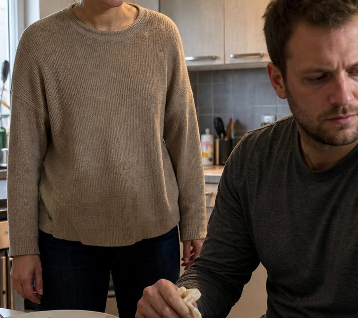 „Du bekommst keinen Laptop, sondern eine Küchenmaschine!“ – Als ihr Mann seine Prämie heimlich an seine Mutter überwies, zog Clara am Hochzeitstag die einzig richtige Konsequenz