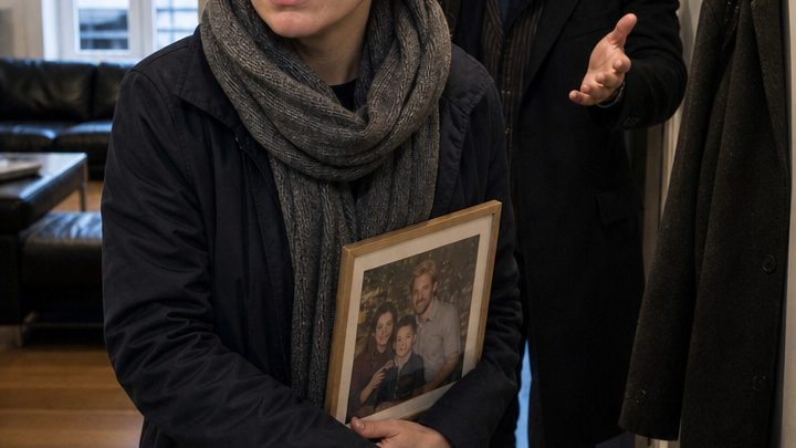 Er warf seine Frau aus der gemeinsamen Wohnung und verspottete sie dabei – doch ein halbes Jahr später verlor er alles und flehte die Frau um Vergebung an, die er für wertlos gehalten hatte