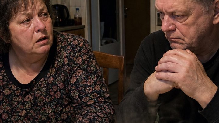 Zwanzig Jahre lang zwang mich mein Mann, Bohneneintopf zu essen – ich hasste ihn dafür, bis ich mit unerträglichen Bauchschmerzen im Krankenhaus landete und der Arzt meinen Mann plötzlich aus dem Zimmer schickte 😨💔