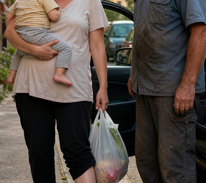 Mein Vater sah mich mit geschwollenem Knöchel durch die Straße humpeln – mein Baby auf der Hüfte, die Einkaufstüten in der anderen Hand. Doch als er erfuhr, warum ich zu Fuß ging, stand er wenig später vor ihrer Tür und ließ ihre Gesichter vor Schreck erblassen