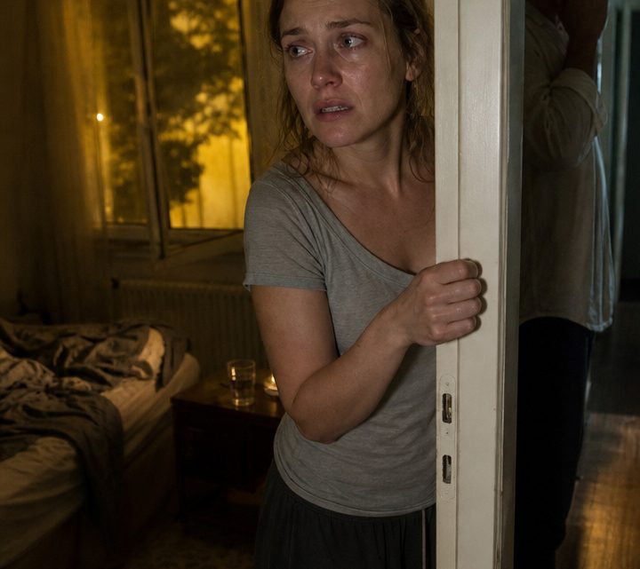 „Mutter braucht sofort eine Wohnung – und du wirst ihr nichts davon erzählen!“: Als Clara nachts den heimlichen Anruf ihres Mannes mitanhörte, traf sie eine Entscheidung, die ihre ganze Ehe veränderte